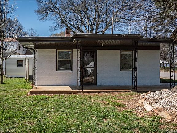 2nd image of 1508 Beechwood Dr W