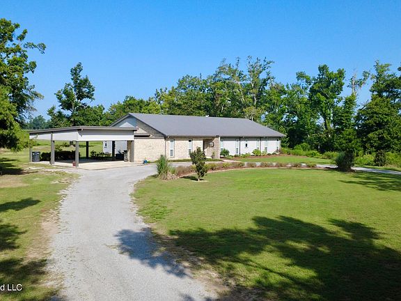 2nd image of 1592 Richland Rd