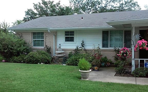 3rd image of 2940 Joanna Dr