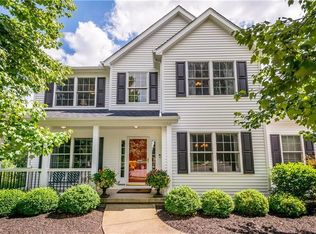 529 Tree Line Dr, Gibsonia, PA 15044