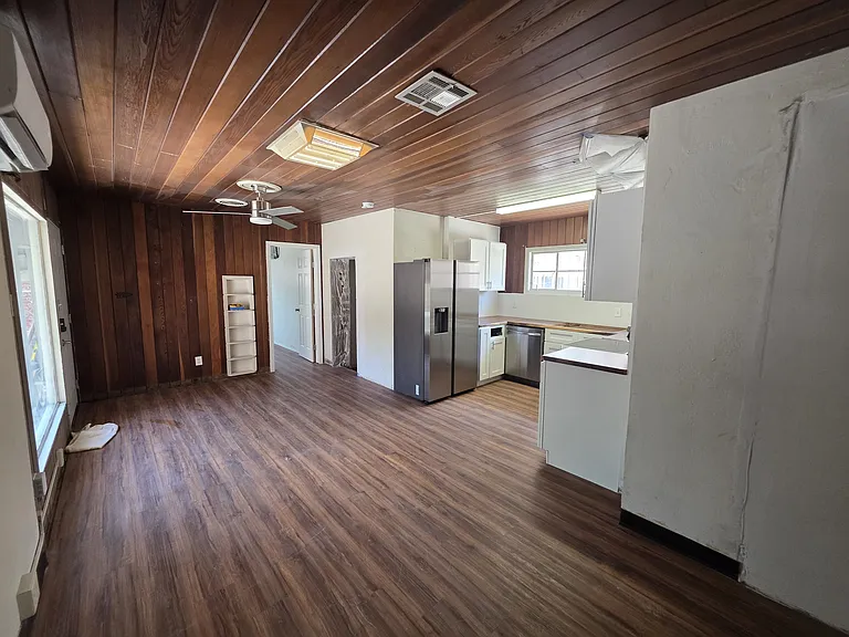 3614 Douglas Ave #C — Photo 4