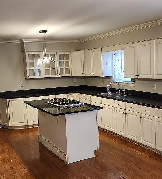 6107 Lottie Ln — Photo 11