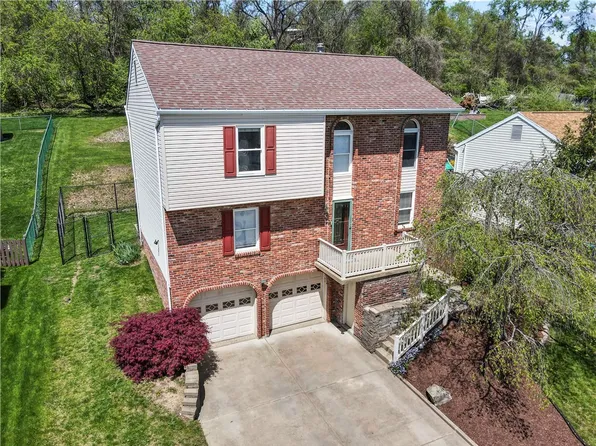 117 Dinwiddie Dr, New Kensington, PA 15068