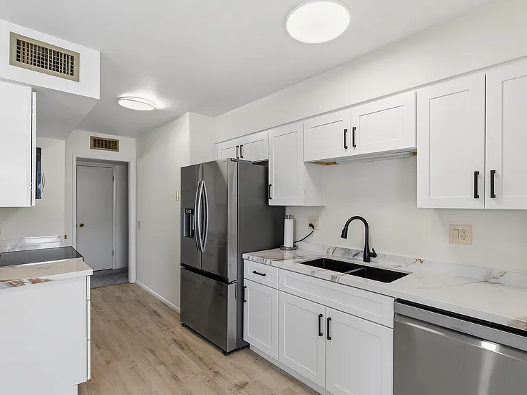 11627 N Sun Valley Dr — Photo 4