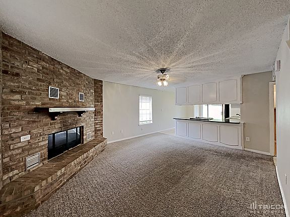 2nd image of 216 Cambridge Dr