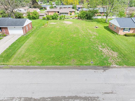 5th image of 1808 N Winthrop Rd