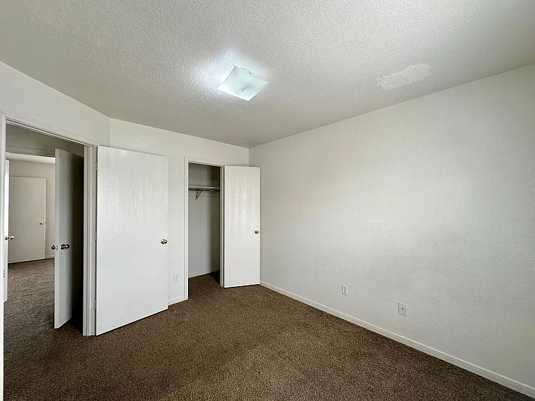 3206 Hereford Lane — Photo 21
