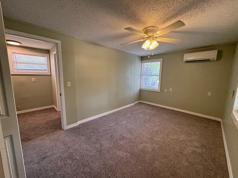 538 Orange St #538 — Photo 14