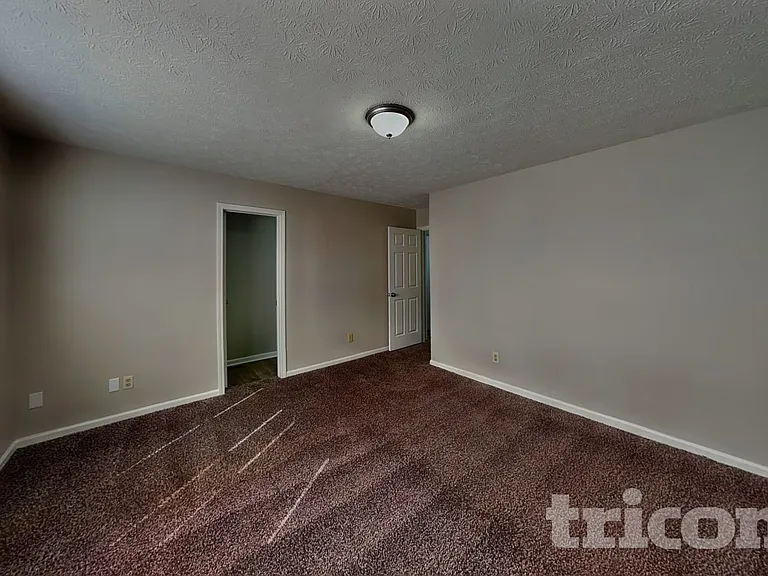 1809 Woodstream Ct — Photo 8