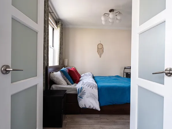 435 East 77th Street image 7 of 9