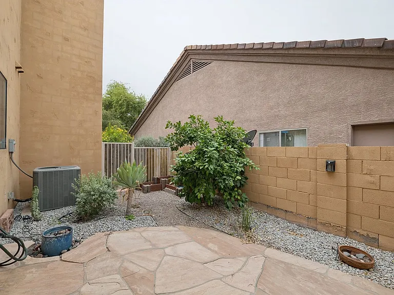 13636 N 21st Pl #1 — Photo 34