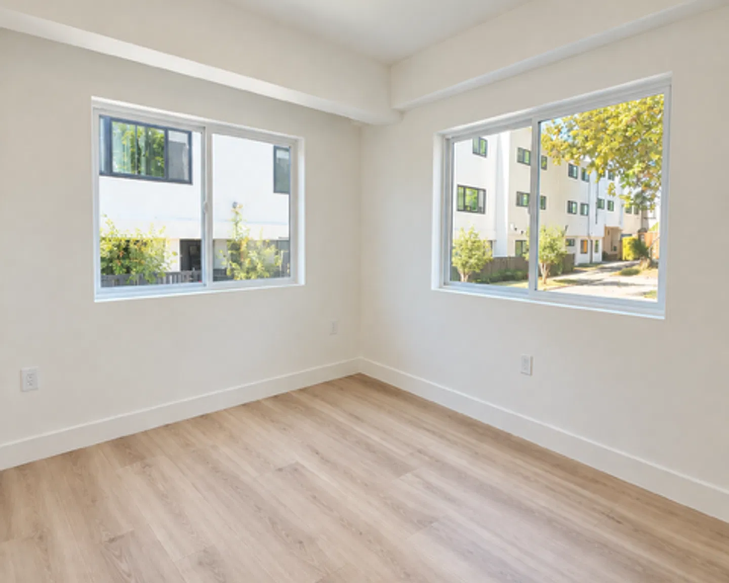 529 W. Victoria - 1236 San Pascual — Photo 4