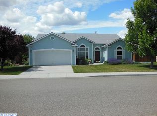 1419 Desert Springs Ave, Richland, WA 99352