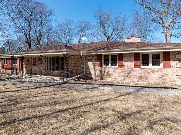 910 West Decorah ROAD, West Bend, WI 53095