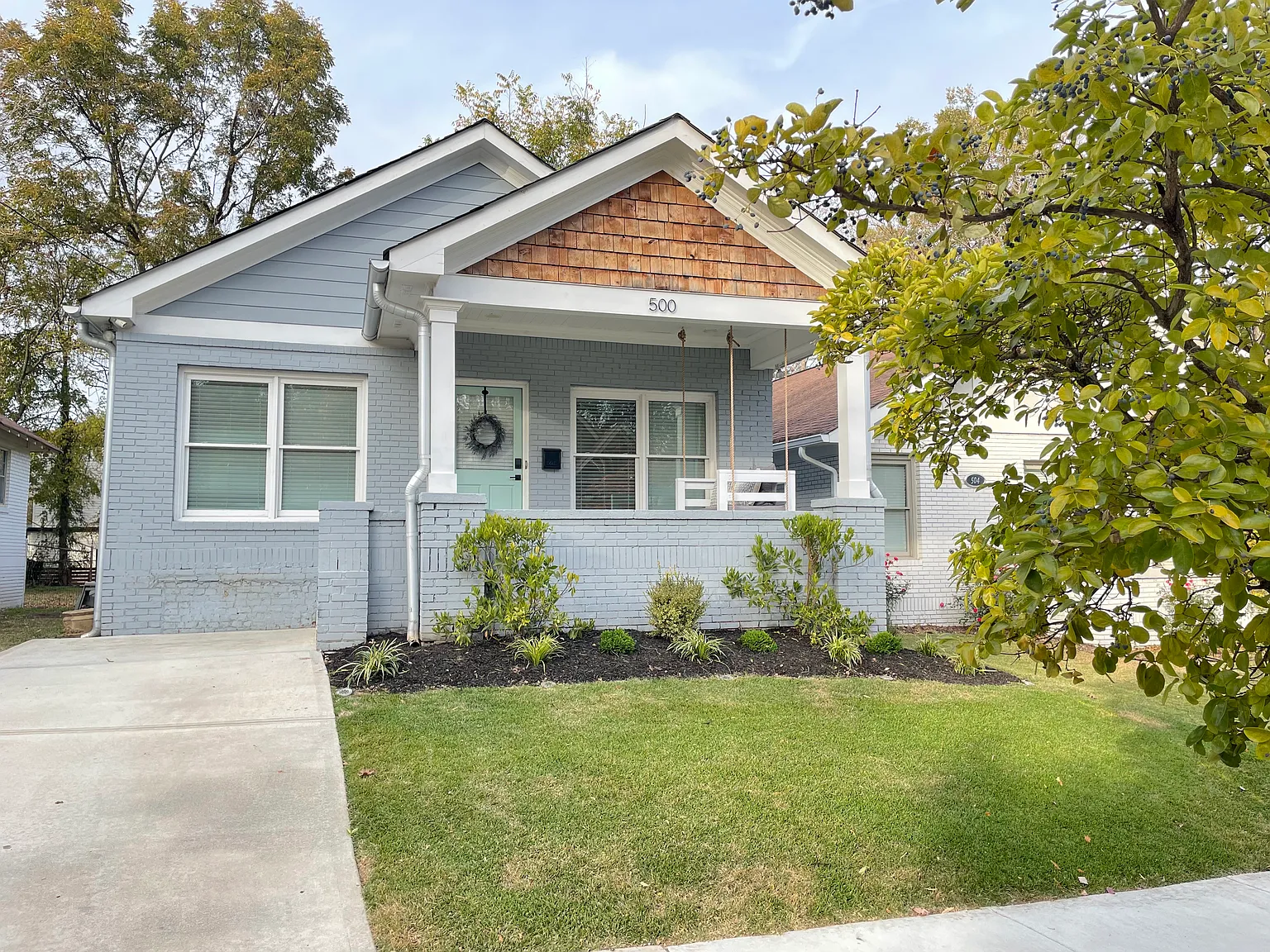 4 bed, 1946 sqft, $4,500 — Photo 2