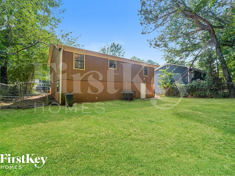 2261 Cherokee Valley Dr — Photo 16