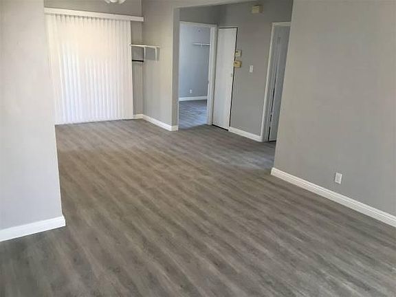 5th image of 4948 W 119th Pl