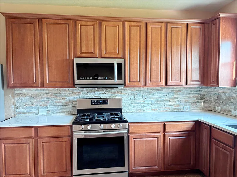 4116 Meadow Bluff Way — Photo 4