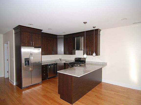 2nd image of 3715 N Elston Ave Ste 3