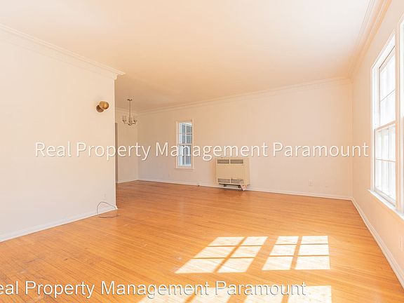 5th image of 1460 S Orange Grove Ave #10817628