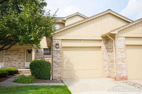 5th image of 16977 Cristina Ct