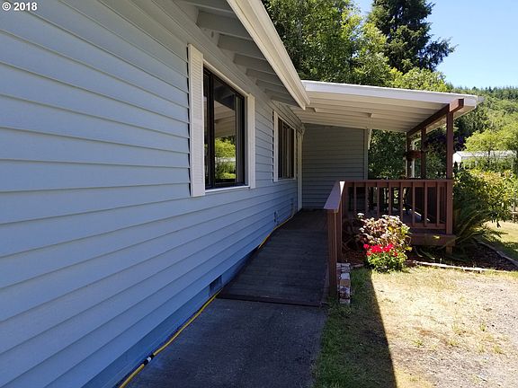 3rd image of 94794 Vista Ln