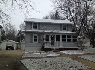 19 S 4th St, Evansville, WI 53536