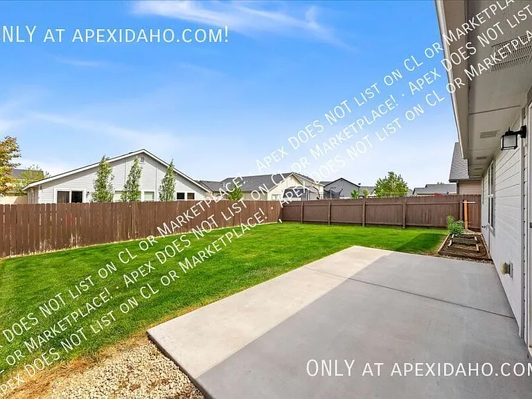 3480 S Avondale Ave — Photo 28