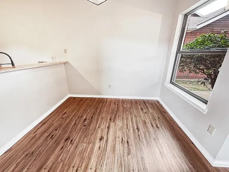 1st image of 4005 Hearthstone Dr