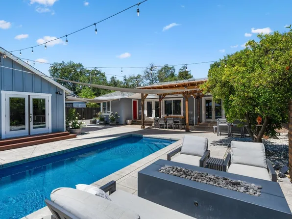 99 Lile Lane, Cloverdale, CA 95425