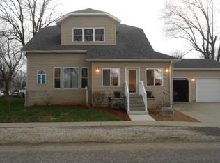 320 S Odon St, Elnora, IN