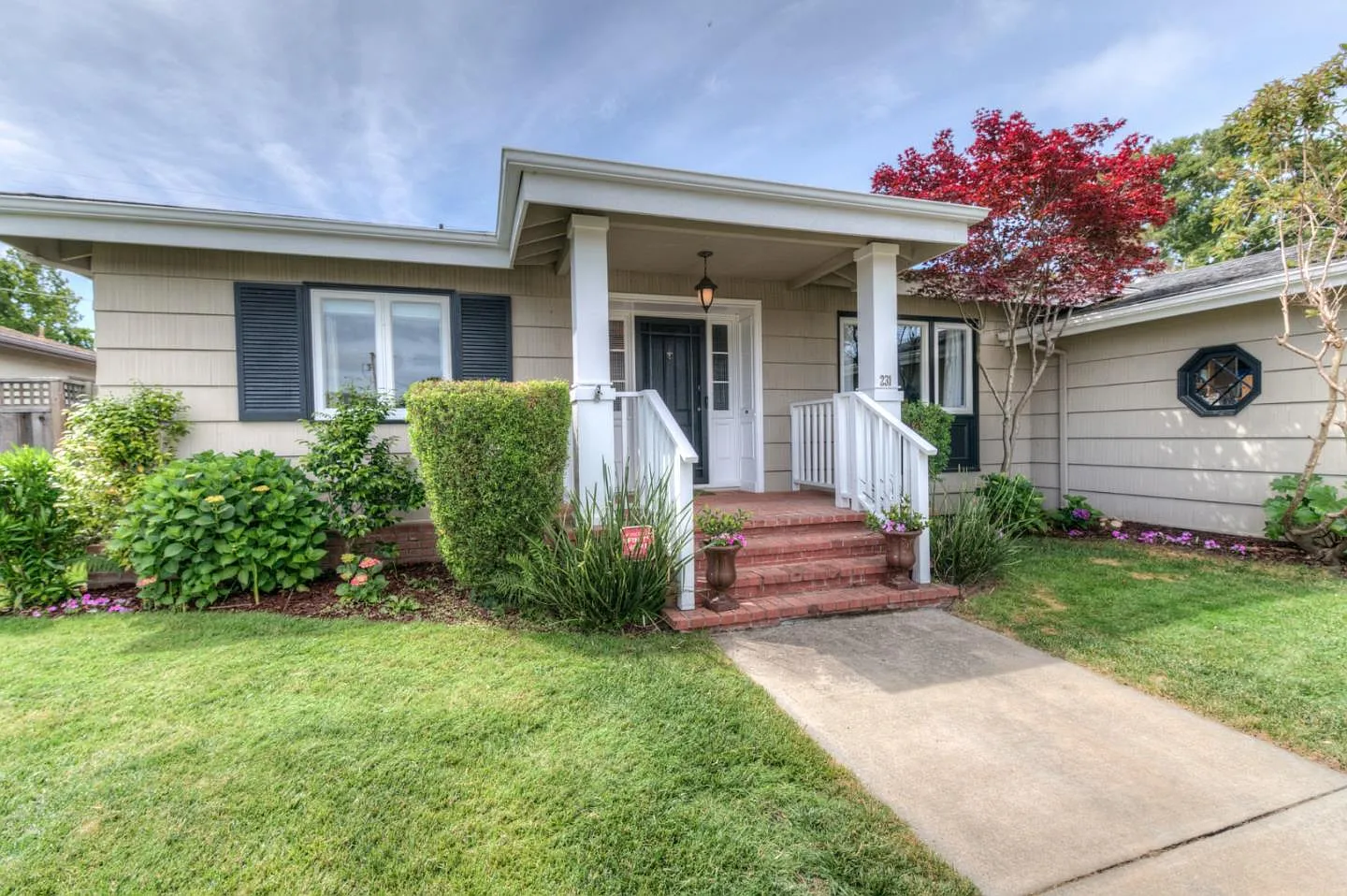 231 Louise Ln photo 1