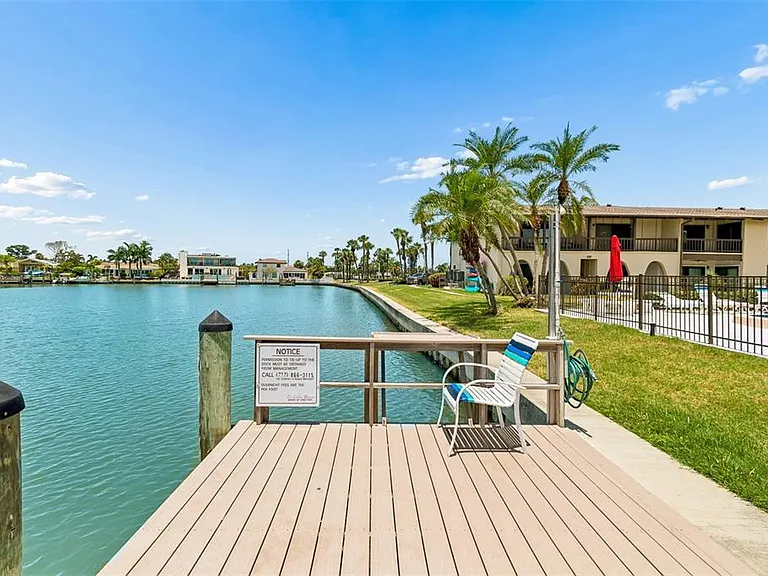 505 Plaza Seville Ct #12 — Photo 37
