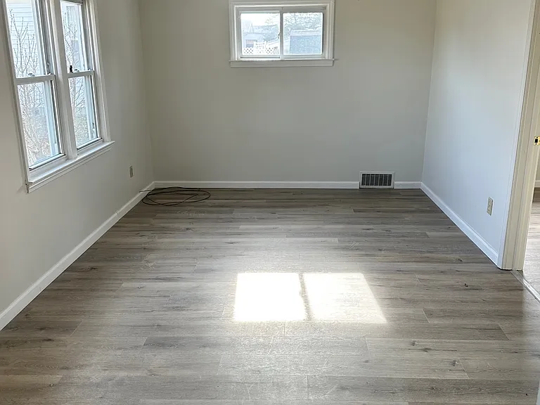 223 Rural St — Photo 9