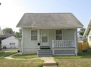 1627 B Ave NW, Cedar Rapids, IA 52405