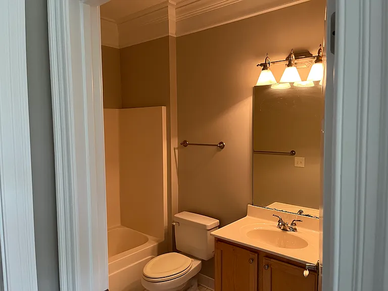 901 Canenaugh Dr #304 — Photo 12