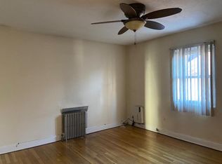 6740 165th St, Fresh Meadows, NY 11365