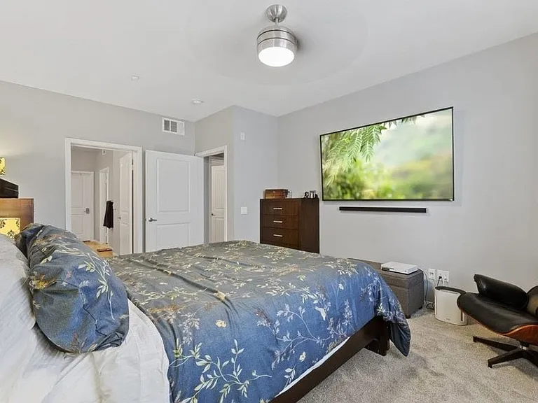 Master bedroom, view 3