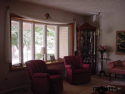 2nd image of 821 S 67th Ave