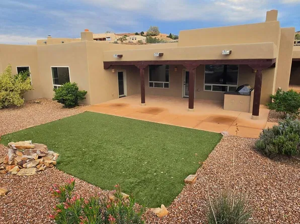 225 Mission Ridge Rd, Corrales, NM 87048