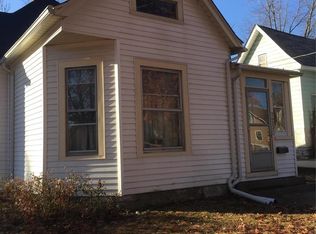 2623 Brown St, Alton, IL 62002