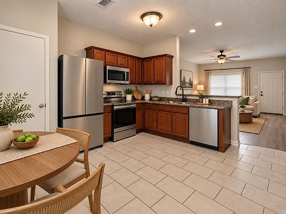 3rd image of 22 Oakland Cir