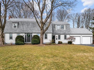 4 Honeysuckle Ct, Barrington, RI, 02806