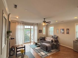 2623 W Belmont Ave UNIT 4, Chicago, IL 60618