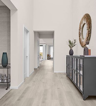 Interior Image From The Zinnia