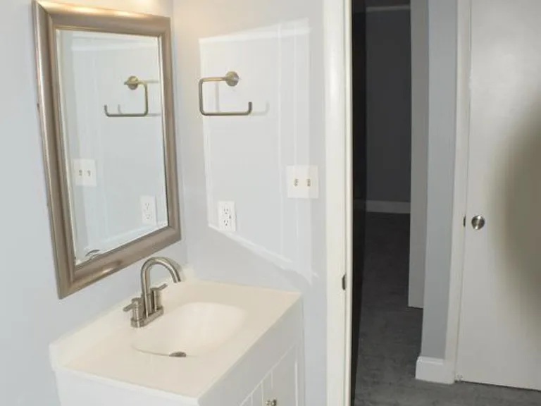 508 Berlin Dr — Photo 8