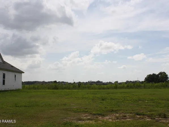 217 Amsterdam Ave, Youngsville, LA 70592