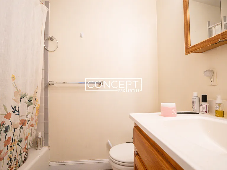 79 Highland St — Photo 13