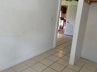 900 NW 121st St, North Miami, FL 33168