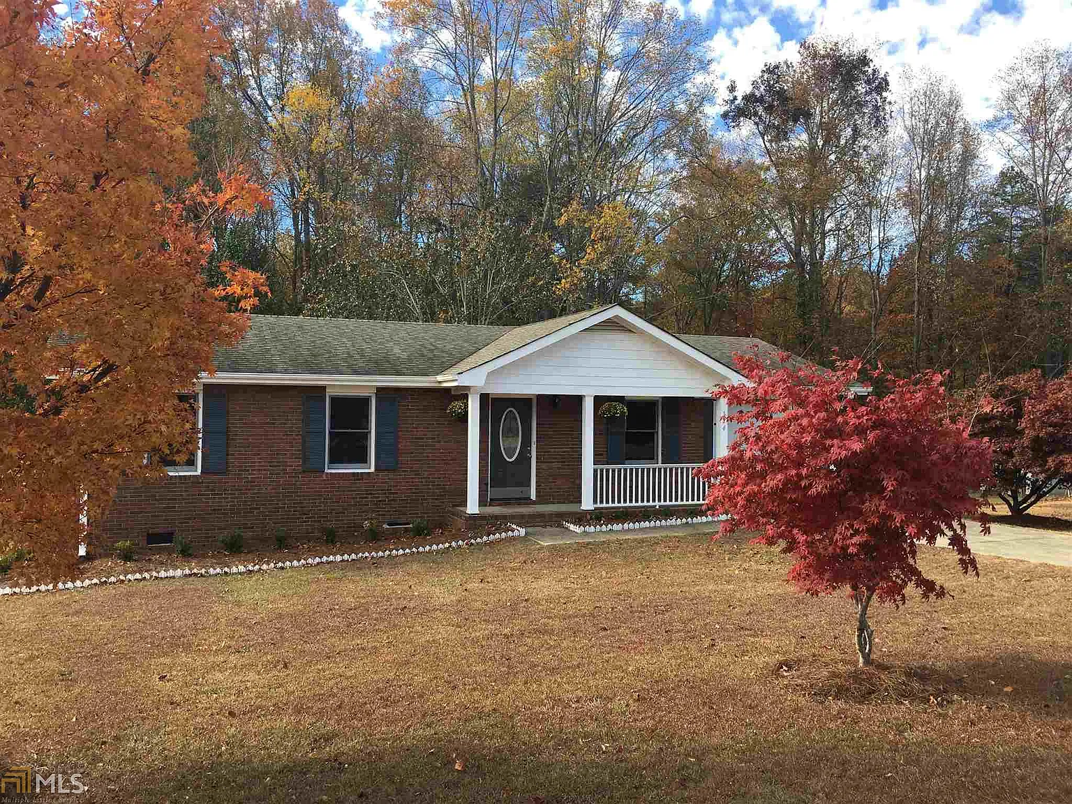 124 Ashwood Way photo 1
